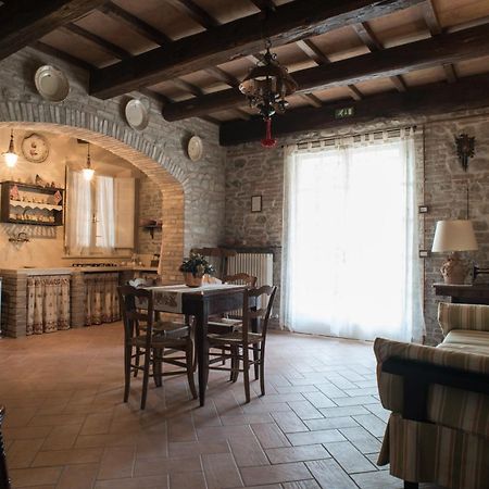 Bed and Breakfast Il Poggianino à Poggio Berni Extérieur photo